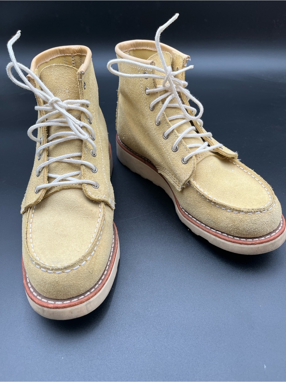 Red Wing Heritage #3423 Women’s 6-Inch Classic Moc in Butter Abilene